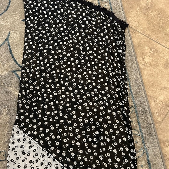 🎅🏻 CHRISTMAS VINTAGE GIFT! STEVE MADDEN ASYMMETRICAL FRINGE SCARF WRAP INDIA NWT - Picture 4 of 5